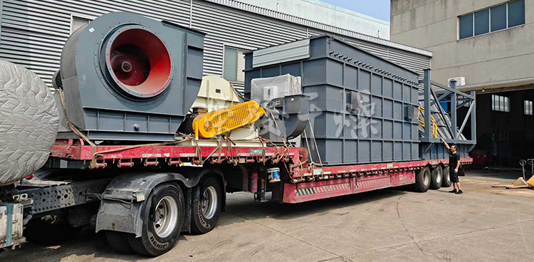 常州榮發(fā)干燥生產(chǎn)的閃蒸干燥整套生產(chǎn)線(xiàn)發(fā)貨外蒙古！